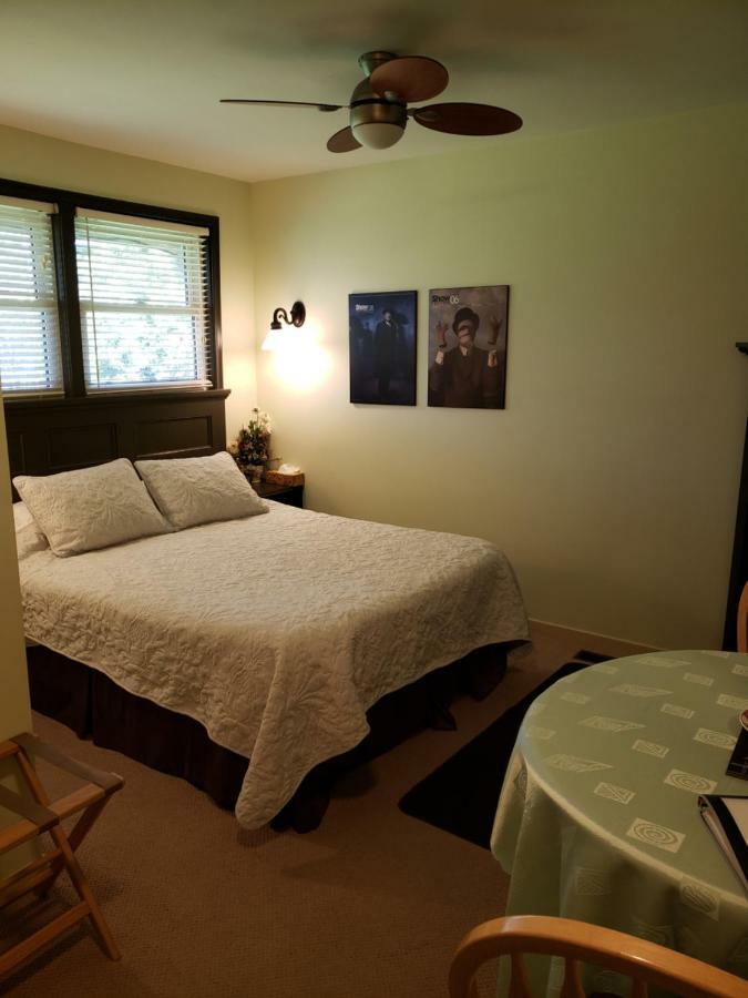 627 On King Bed & Breakfast Niagara-on-the-Lake